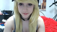 Amateur Blonde Teen Plays Solo with Toy Webcam Porn