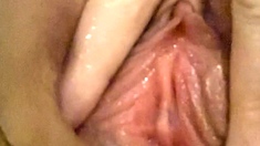 Close up MILF masturbation