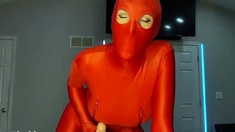 Lina Blackly – Mommy’s Red Zentai Seduction