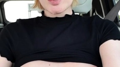 home made amateur blonde Masturbating
