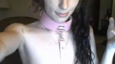 Hot Amateur Webcam Teen Masturbates For Their Fans