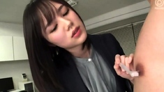 Subtitled CFNM real Japanese amateurs handjob seminar