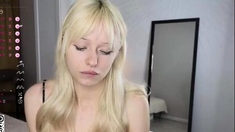 Naked Blonde Teen Girl Pussy Masturbation On Webcam