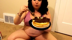 Big boobs milf masturbates with her dildo